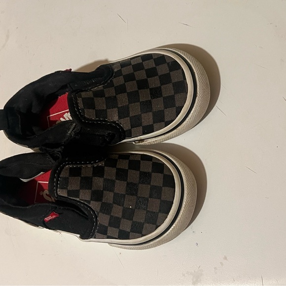 Vans Kids Black and Gray Checkered Sneakers - Picture 2 of 2